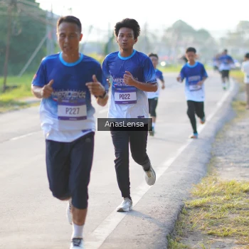 Runner Photo 3465432
