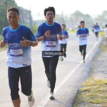 Runner Photo 3465440