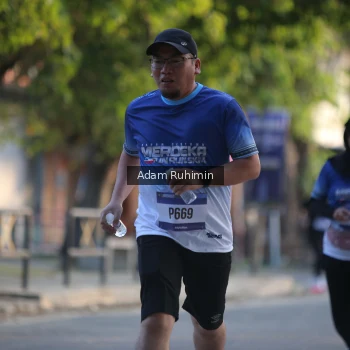 Runner Photo 3465446