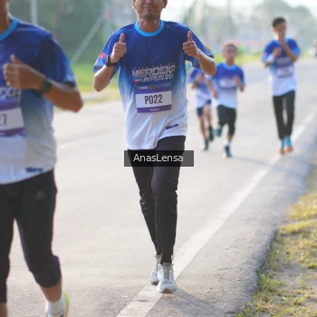 Runner Photo 3465460