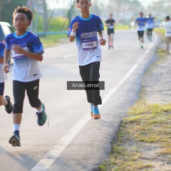 Runner Photo 3465495