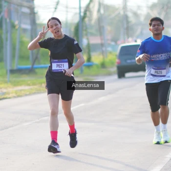 Runner Photo 3465517