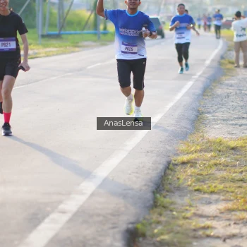 Runner Photo 3465545
