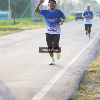 Runner Photo 3465568