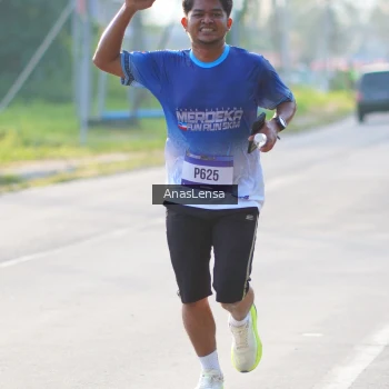 Runner Photo 3465574