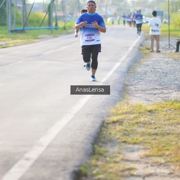 Runner Photo 3465575