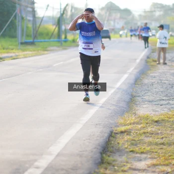 Runner Photo 3465580