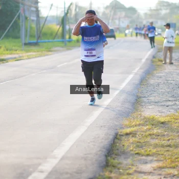 Runner Photo 3465583