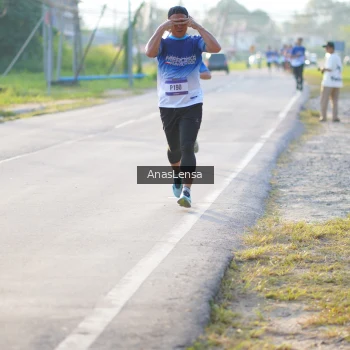 Runner Photo 3465587