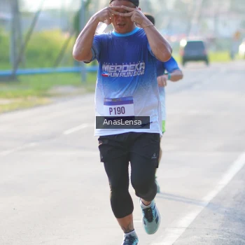 Runner Photo 3465590