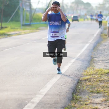Runner Photo 3465611