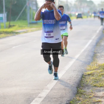 Runner Photo 3465614