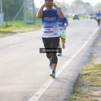 Runner Photo 3465617