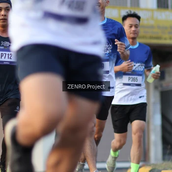 Runner Photo 3465675