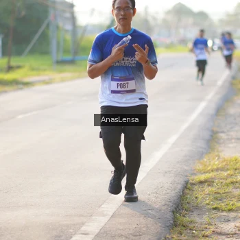 Runner Photo 3465690
