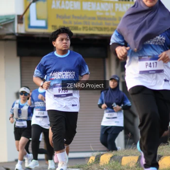 Runner Photo 3465697