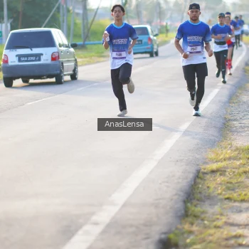 Runner Photo 3465708