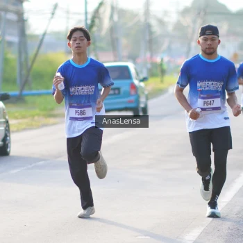 Runner Photo 3465709