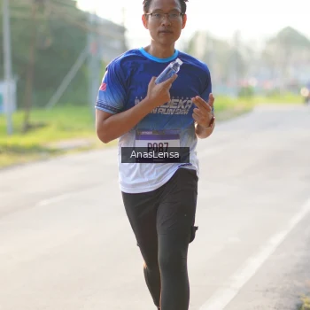 Runner Photo 3465710
