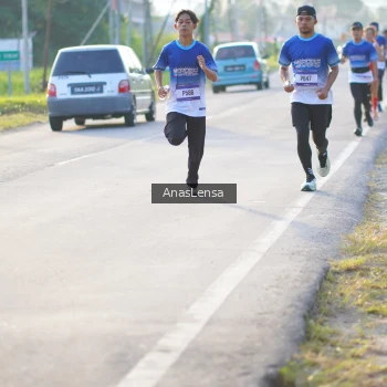 Runner Photo 3465718