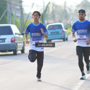 Runner Photo 3465721