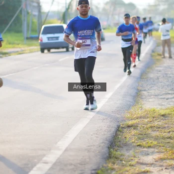 Runner Photo 3465742