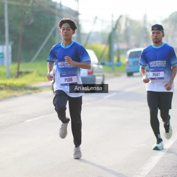 Runner Photo 3465745