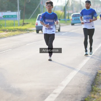 Runner Photo 3465748