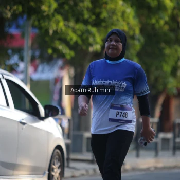 Runner Photo 3465768