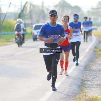 Runner Photo 3465779