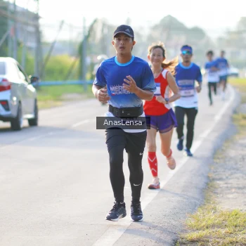 Runner Photo 3465787