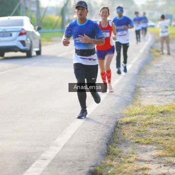 Runner Photo 3465788