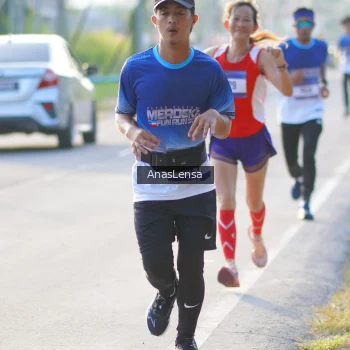 Runner Photo 3465792