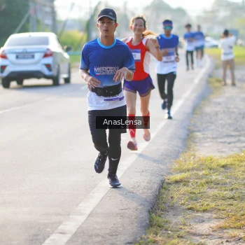 Runner Photo 3465793