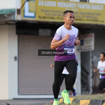 Runner Photo 3465794