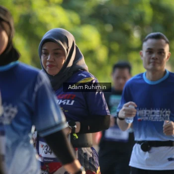 Runner Photo 3465797