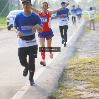 Runner Photo 3465807