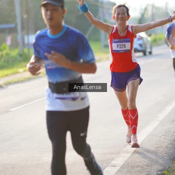 Runner Photo 3465833