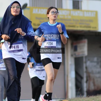 Runner Photo 3465856