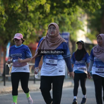 Runner Photo 3465881