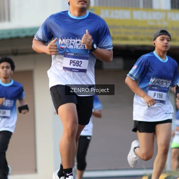 Runner Photo 3465890