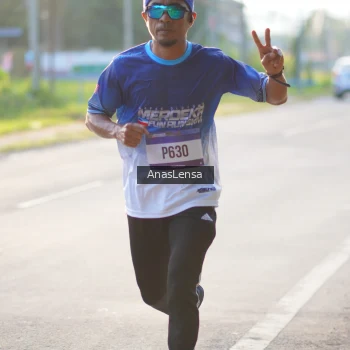 Runner Photo 3465899