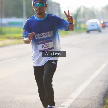 Runner Photo 3465900