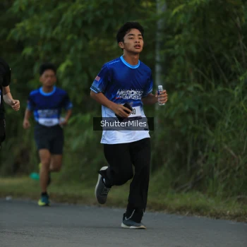 Runner Photo 3465917