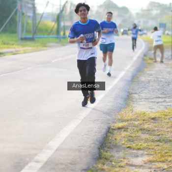 Runner Photo 3465928