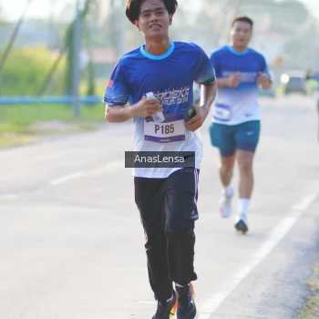 Runner Photo 3465934