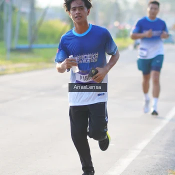 Runner Photo 3465940