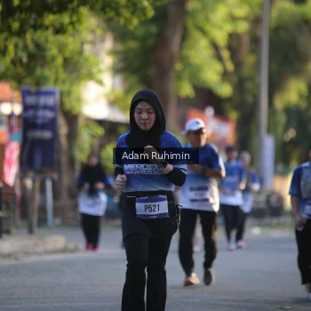 Runner Photo 3465976