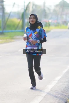 Runner Photo 3466011