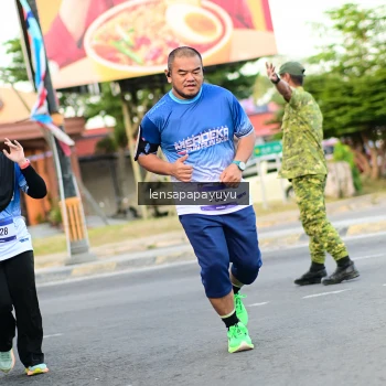 Runner Photo 3466090